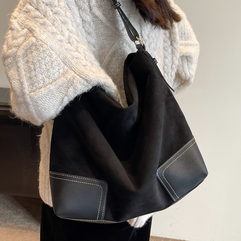 Suede Trendy Veelzijdige Tote  - Interior Design Class recensie en prijs